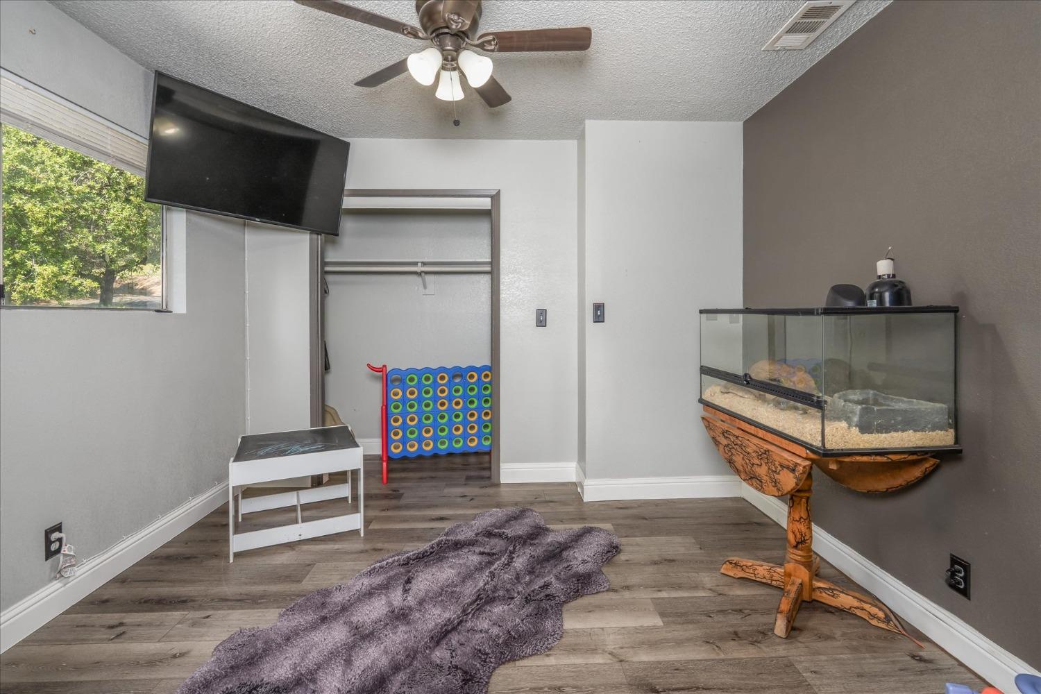 40700 Road 425 A, Oakhurst, CA 93644