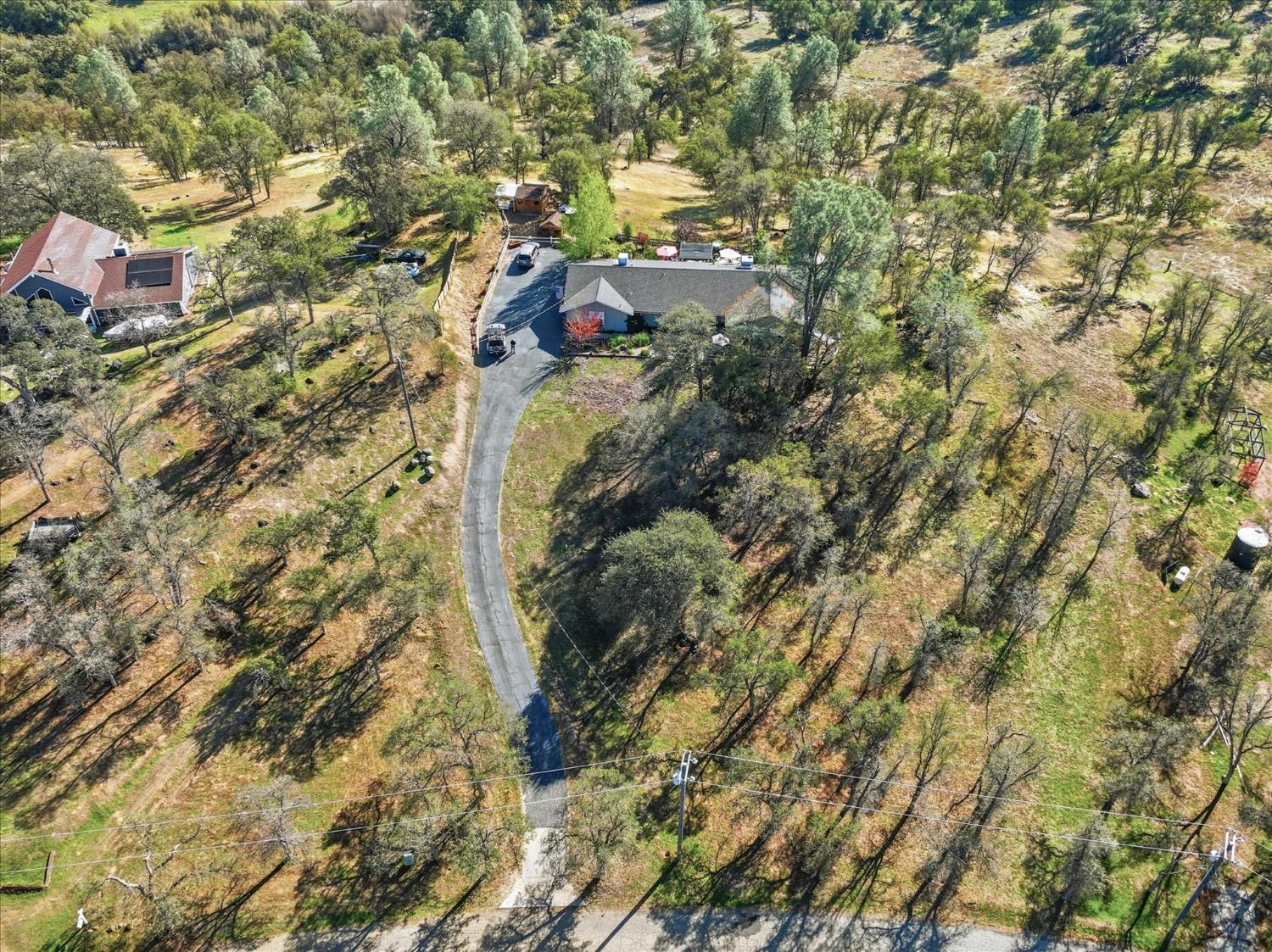 32583 River Knolls Rd, Coarsegold, CA 93614