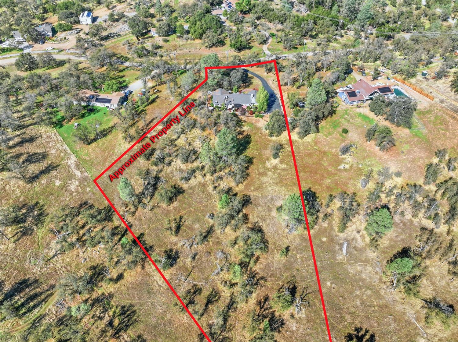 32583 River Knolls Rd, Coarsegold, CA 93614