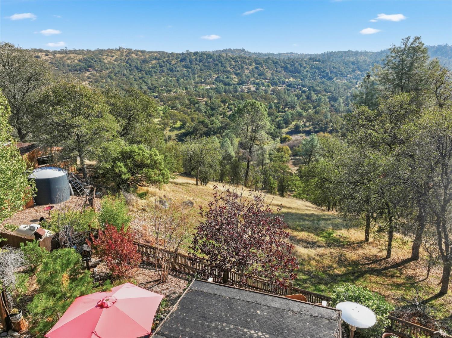 32583 River Knolls Rd, Coarsegold, CA 93614