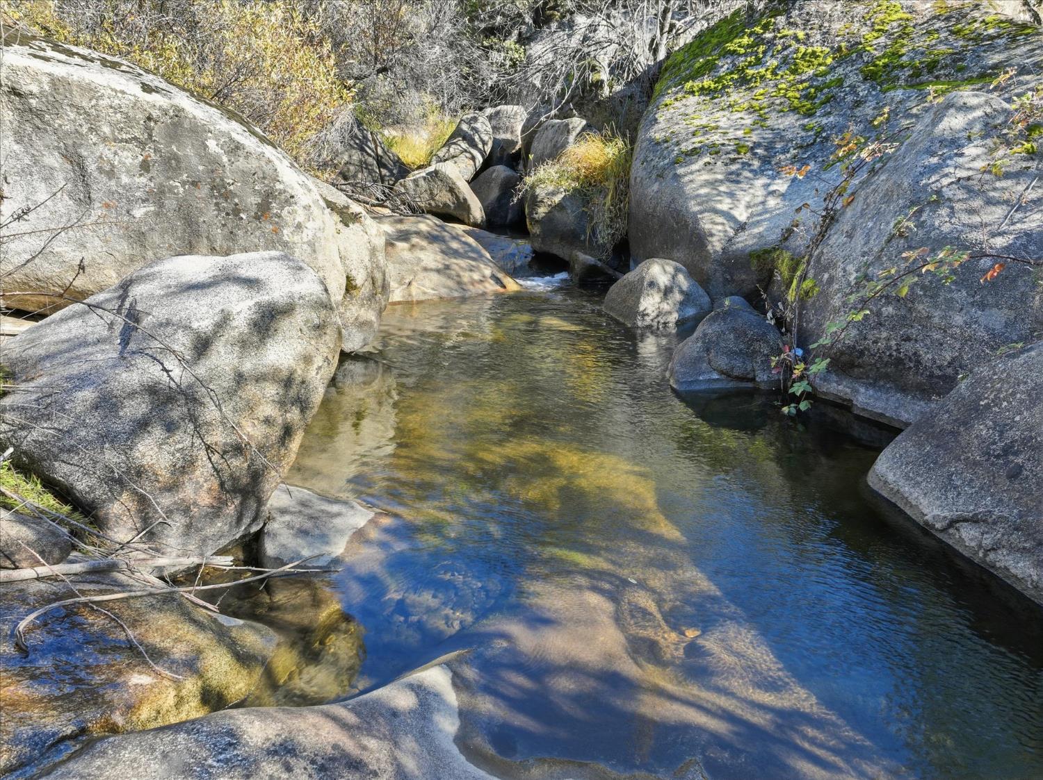 50015 Lilac Ln, Oakhurst, CA 93644