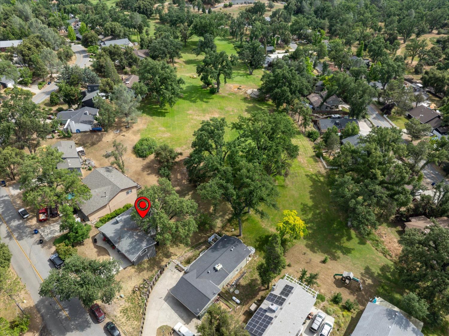 40828 Goldside Dr, Oakhurst, CA 93644