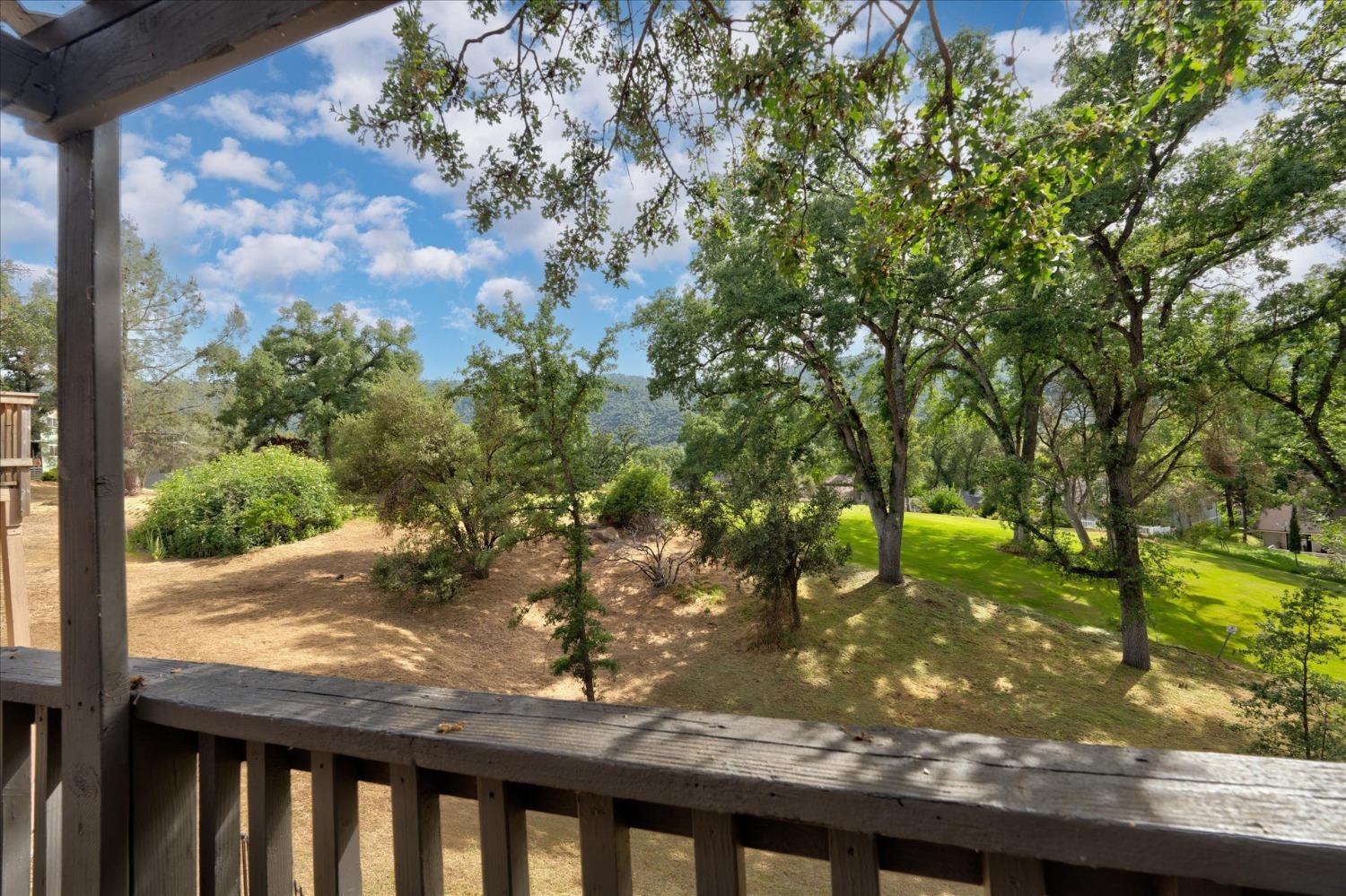 40828 Goldside Dr, Oakhurst, CA 93644