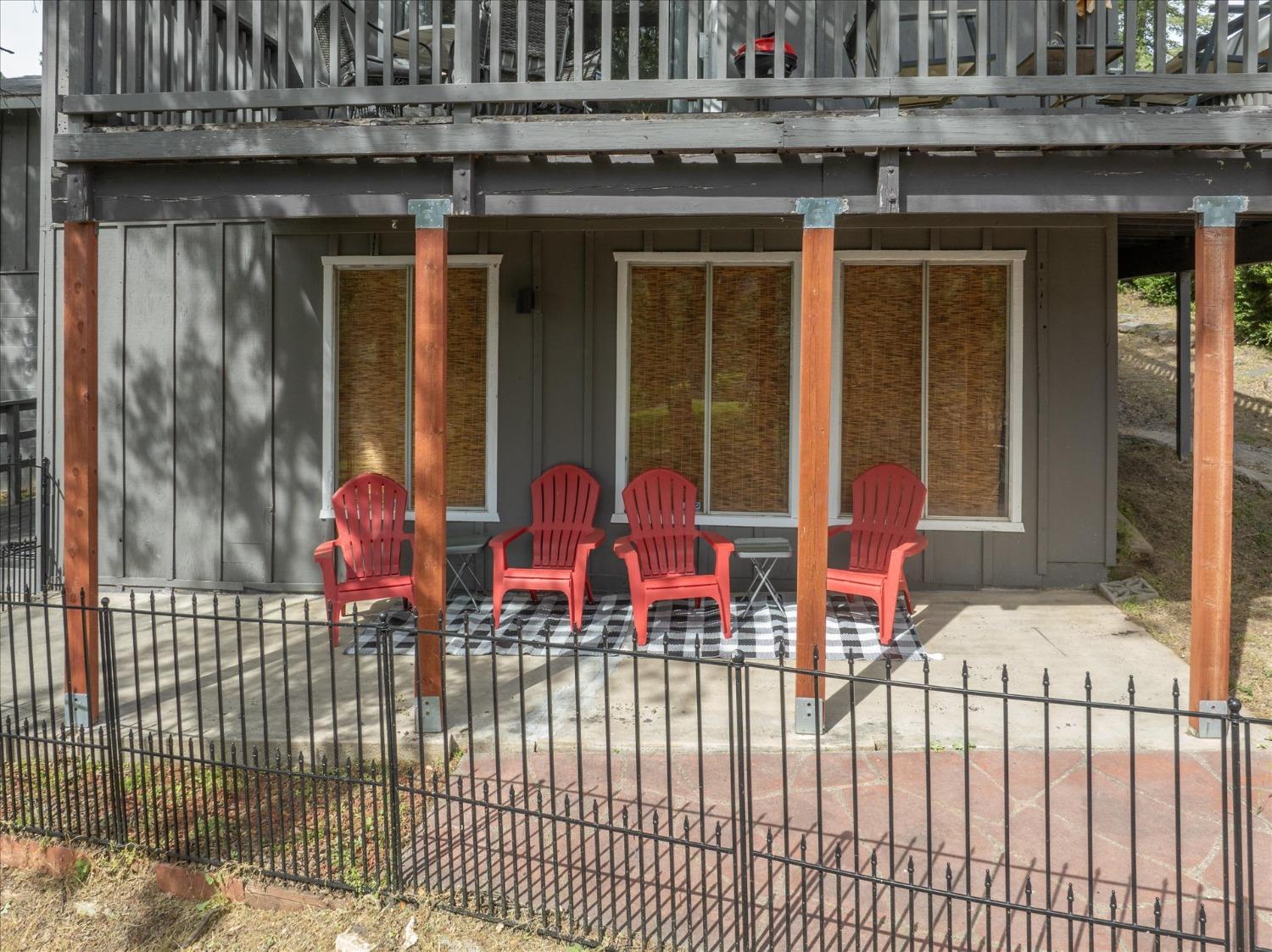 40828 Goldside Dr, Oakhurst, CA 93644