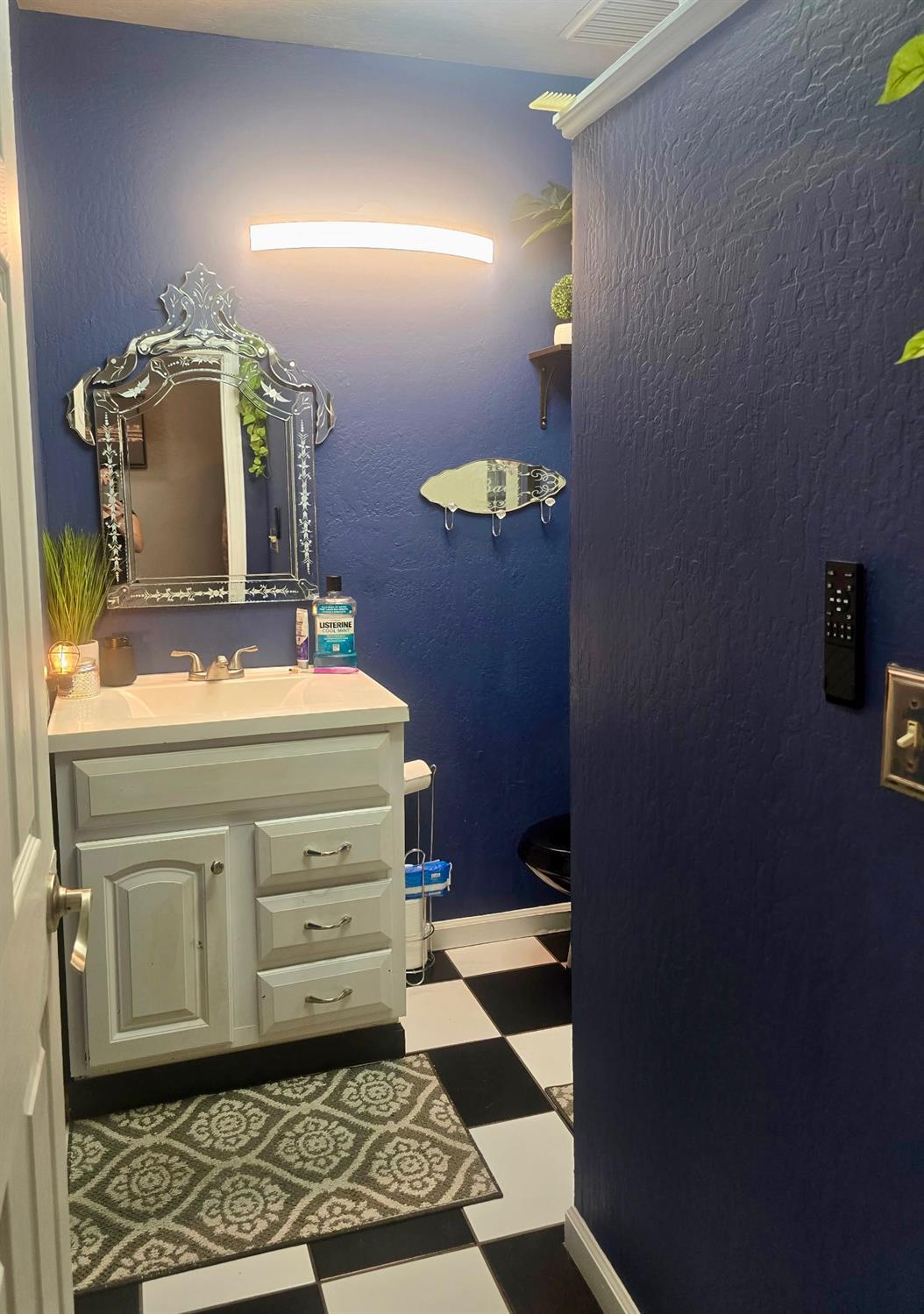 48833 Rock Point Rd, Oakhurst, CA 93644