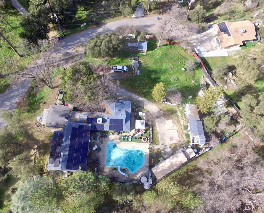 48833 Rock Point Rd, Oakhurst, CA 93644