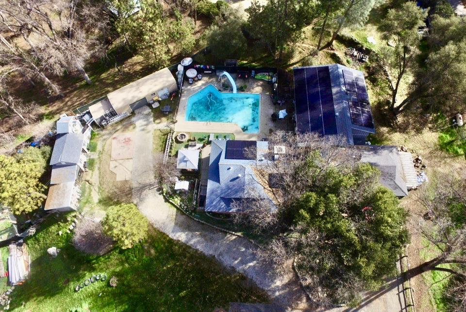 48833 Rock Point Rd, Oakhurst, CA 93644