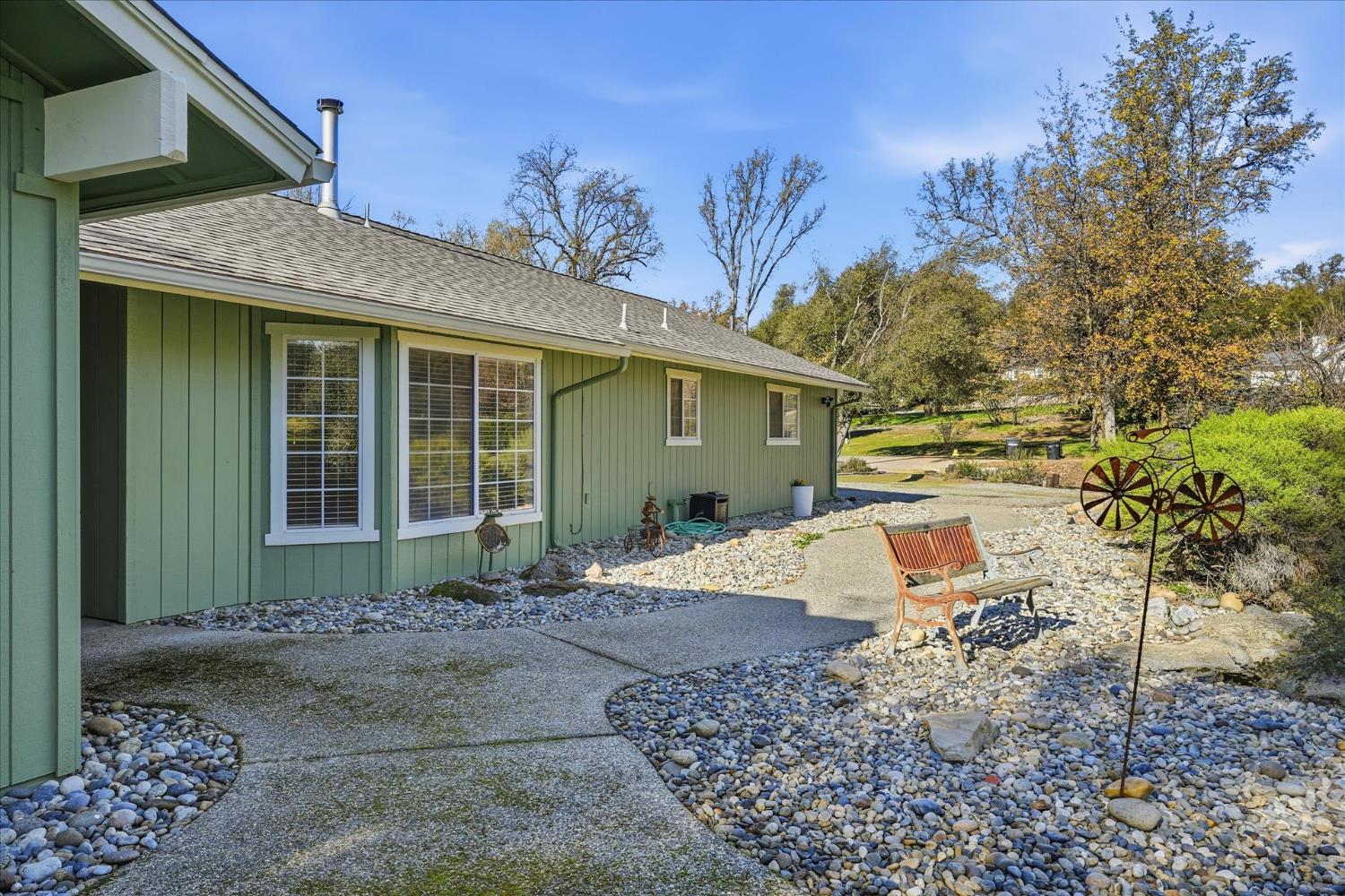 45464 Dillon Dr, Ahwahnee, CA 93601