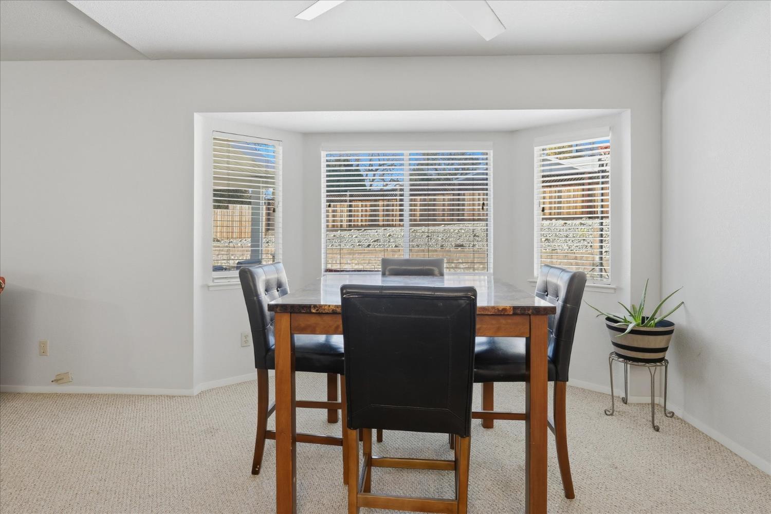 45464 Dillon Dr, Ahwahnee, CA 93601