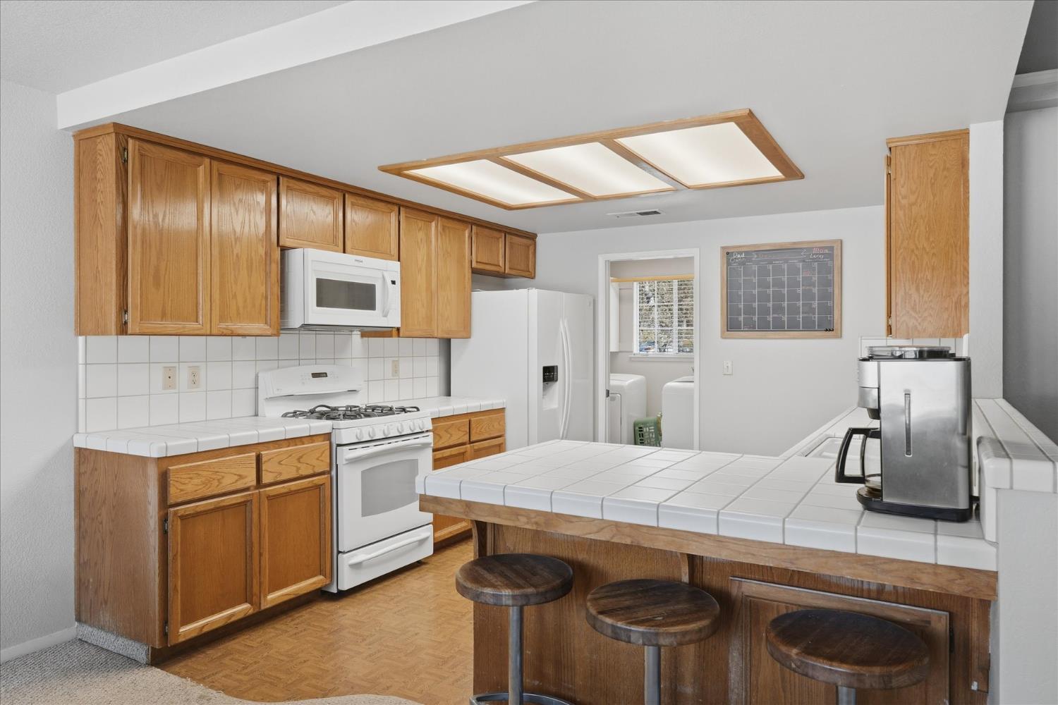 45464 Dillon Dr, Ahwahnee, CA 93601