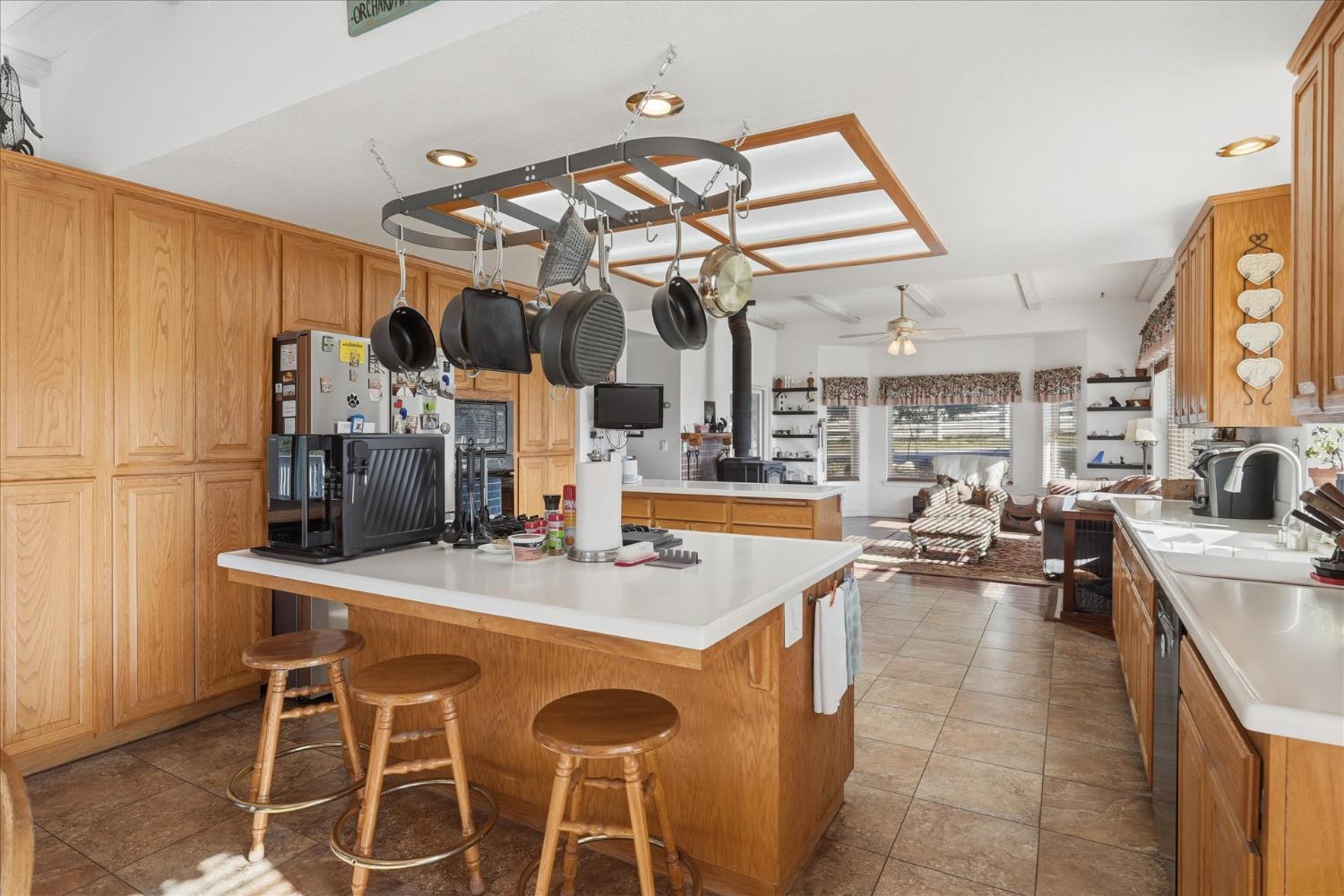 43319 Leach Rd, Ahwahnee, CA 93601