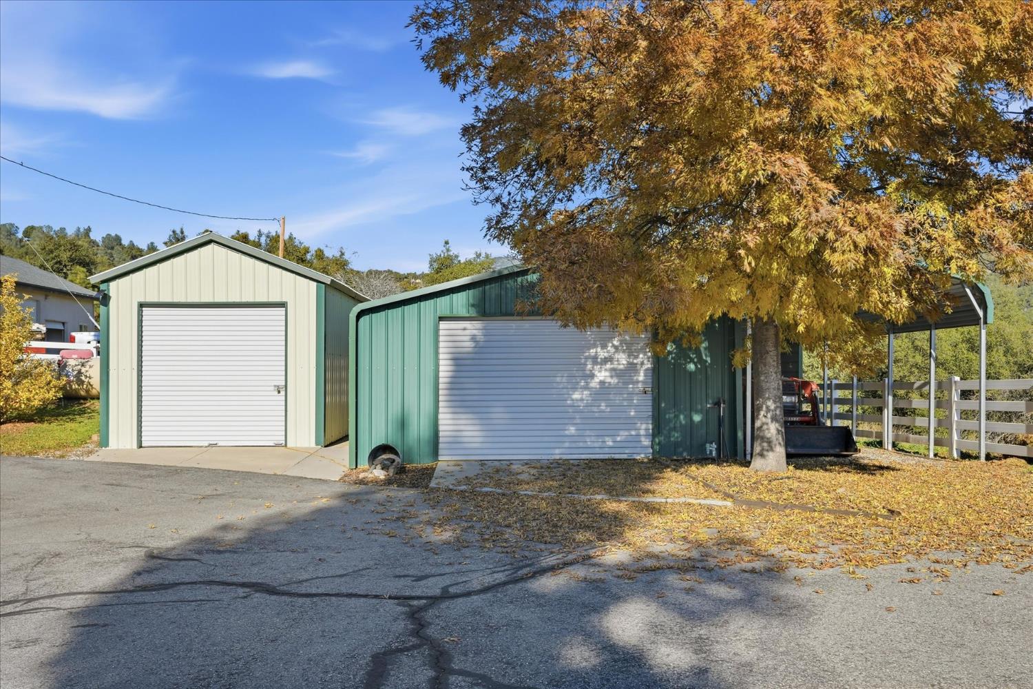 43319 Leach Rd, Ahwahnee, CA 93601