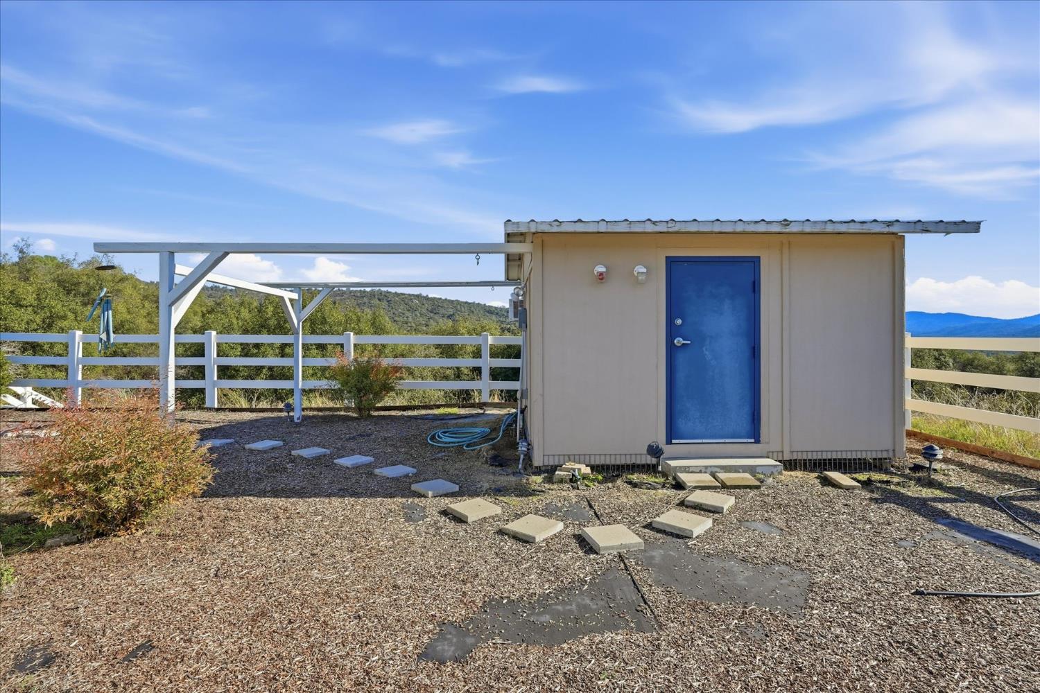 43319 Leach Rd, Ahwahnee, CA 93601