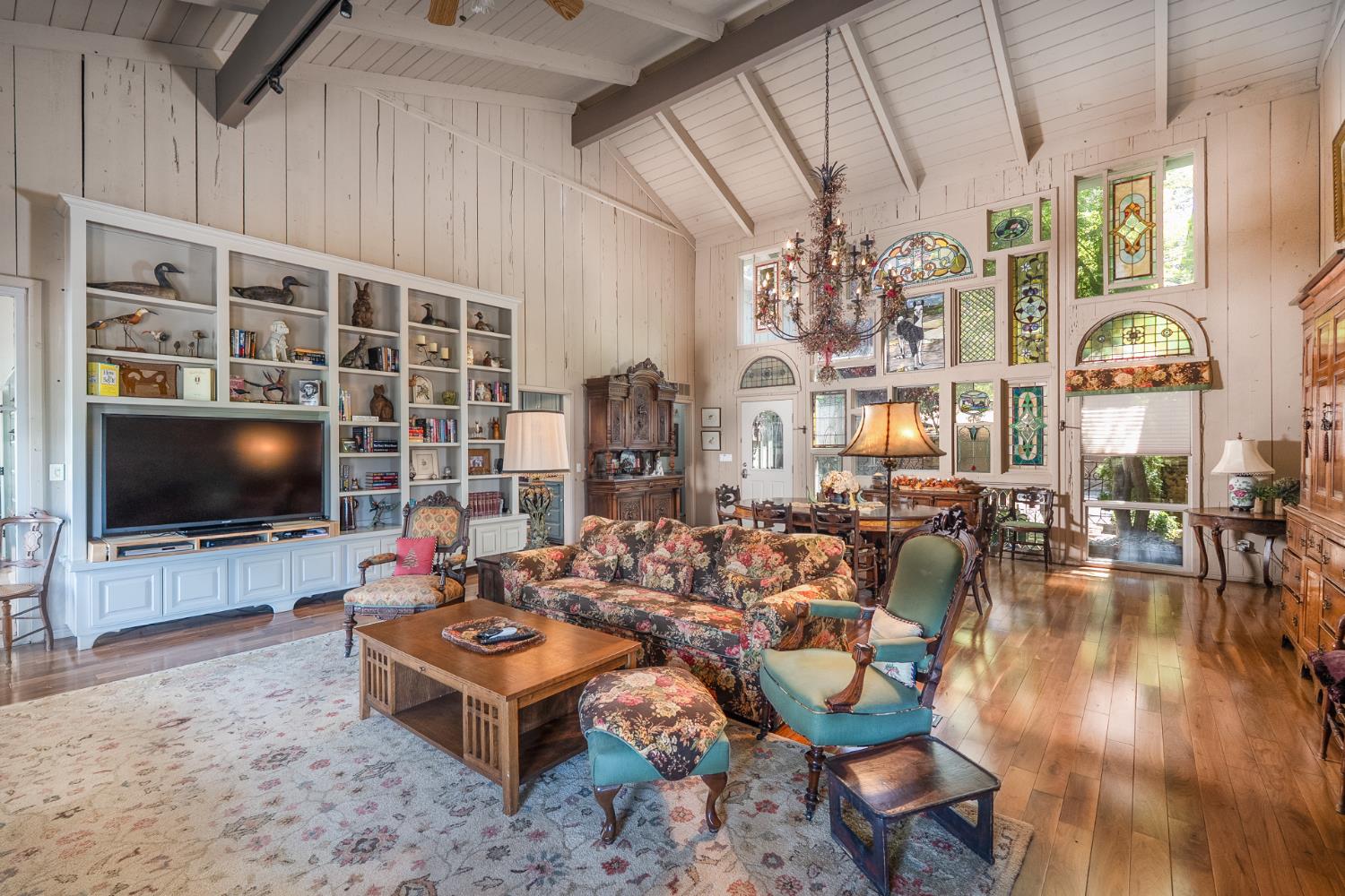 52038 Road 426, Oakhurst, CA 93644