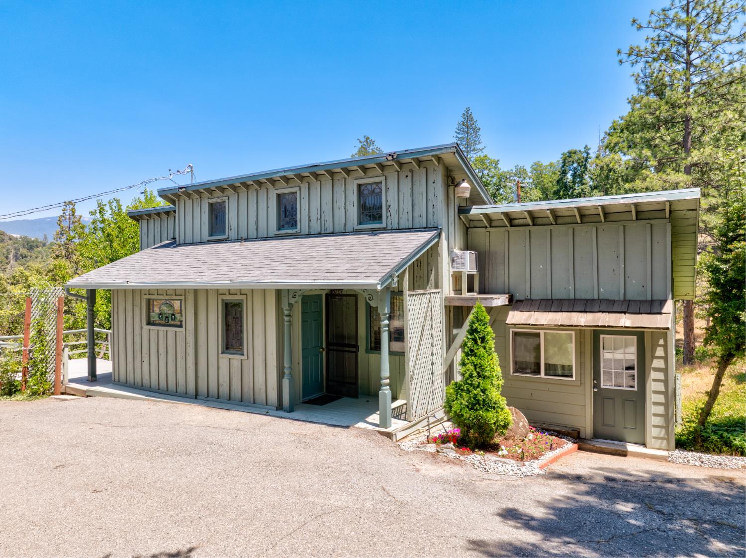 52038 Road 426, Oakhurst, CA 93644
