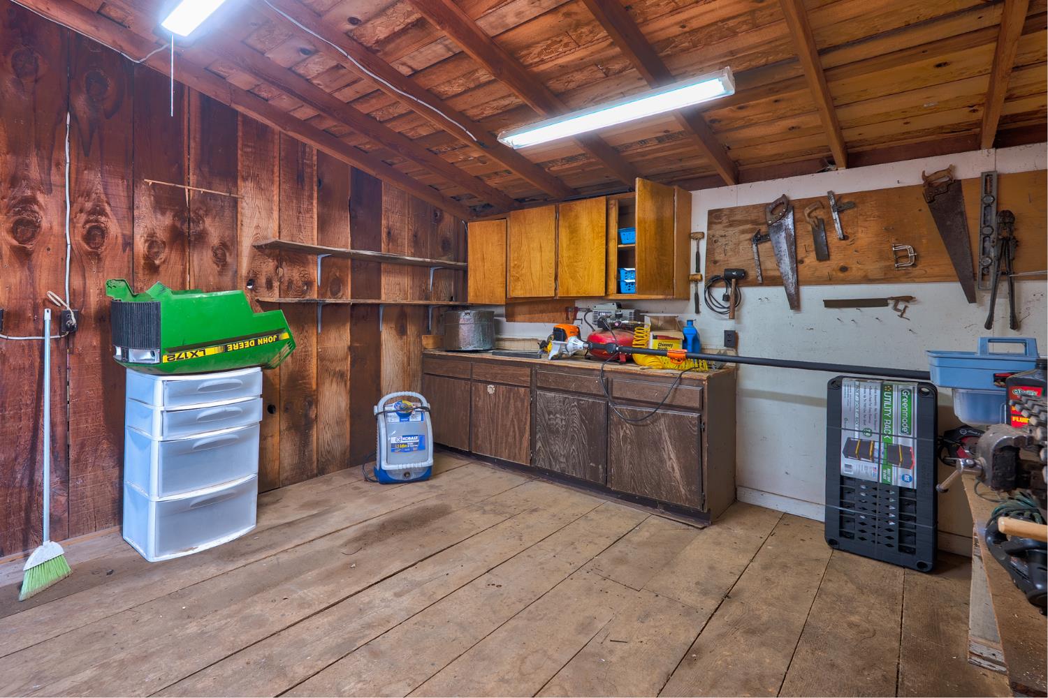 52038 Road 426, Oakhurst, CA 93644