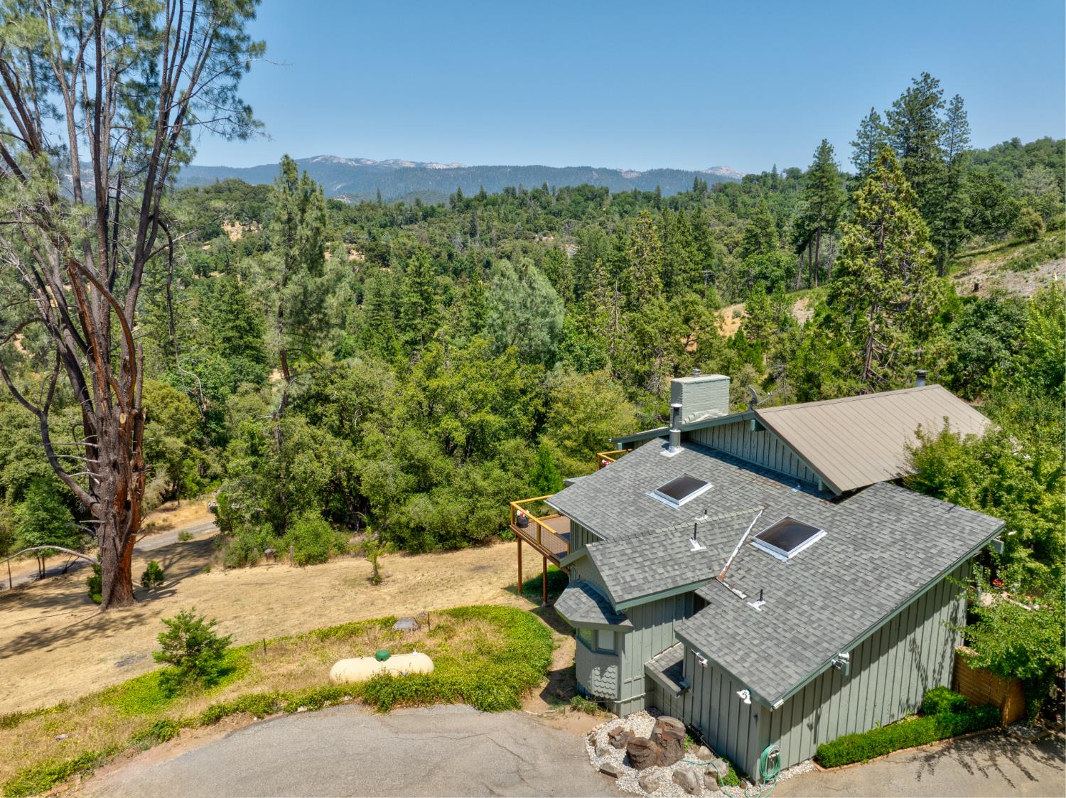 52038 Road 426, Oakhurst, CA 93644
