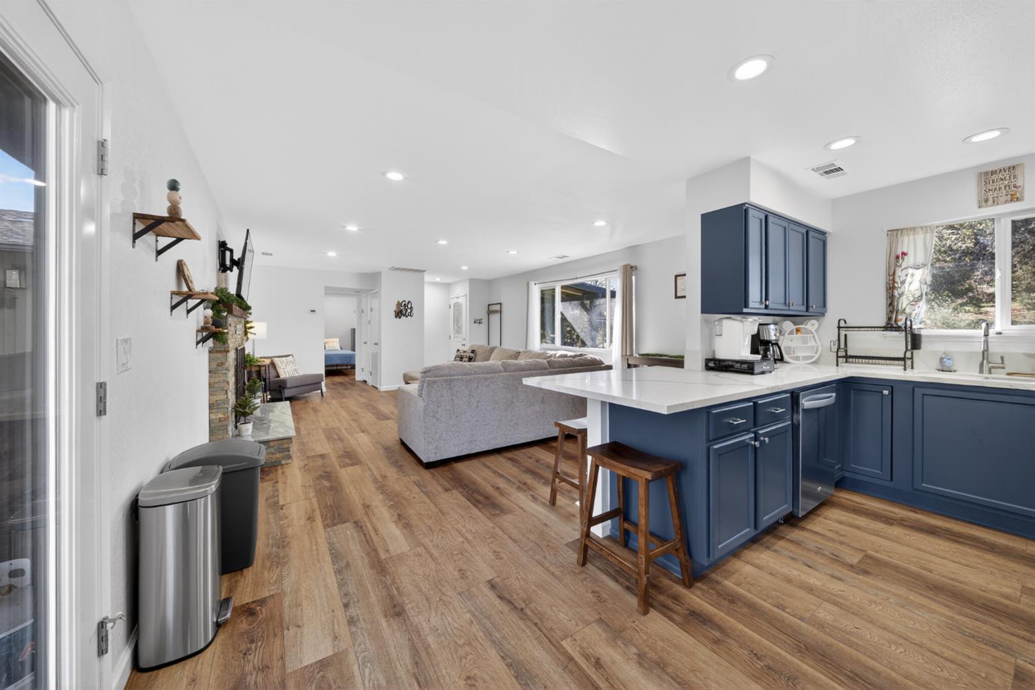 41987 Crass Dr, Oakhurst, CA 93644