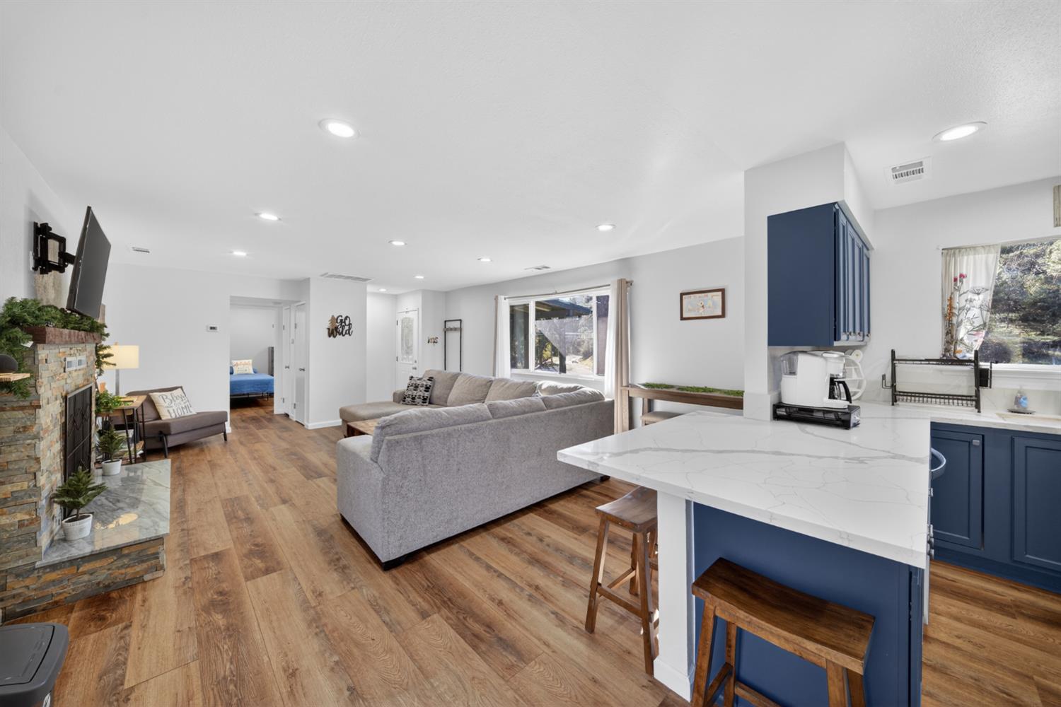 41987 Crass Dr, Oakhurst, CA 93644