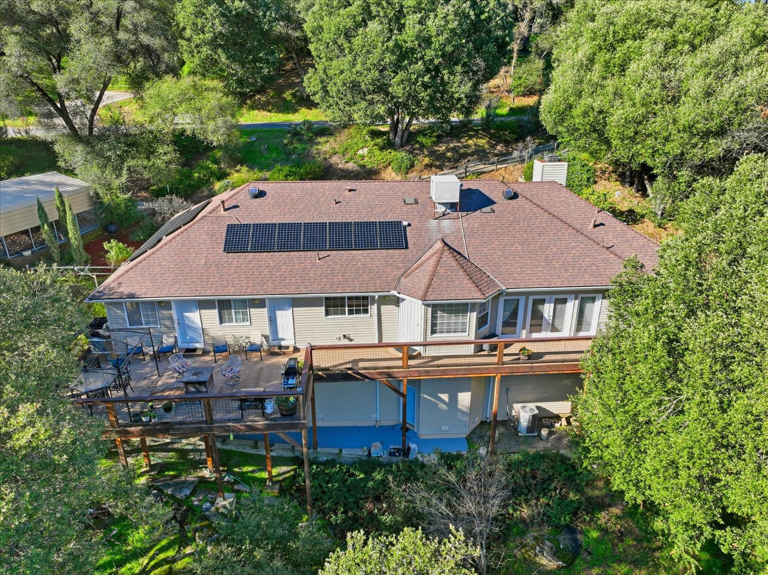 39309 Forest Park Ln, Oakhurst, CA 93644