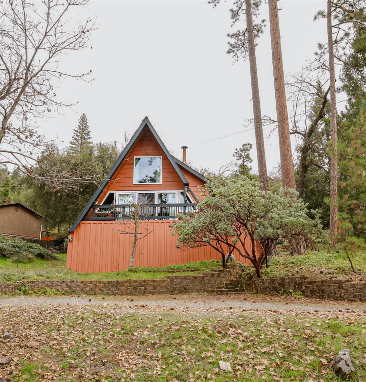 43285 W Sugar Pine, Oakhurst, CA 93644