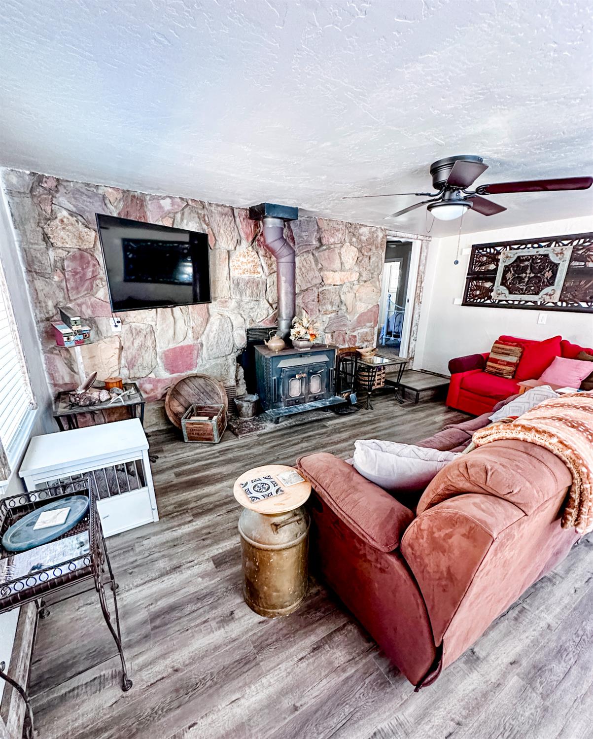 37969 Road 422, Oakhurst, CA 93644