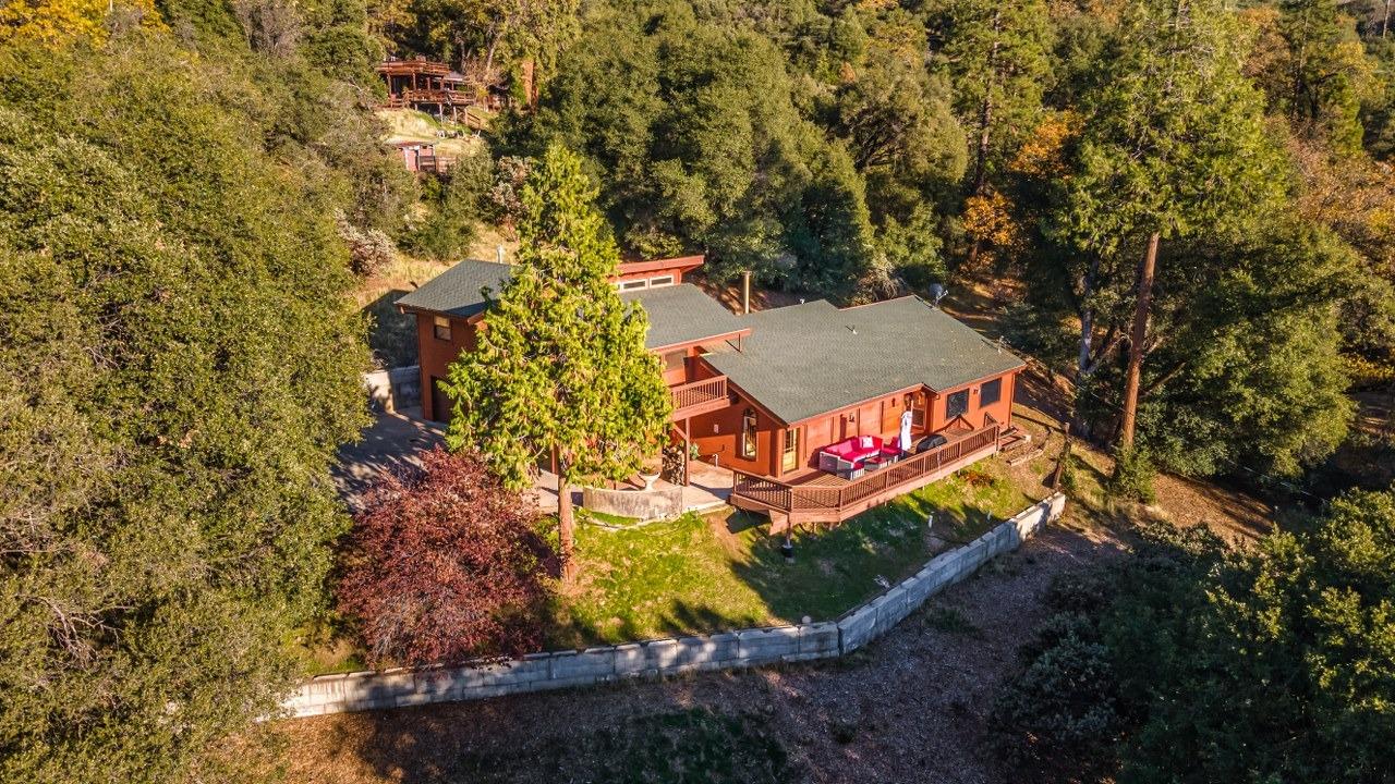 42203 Oak Ln, Oakhurst, CA 93644