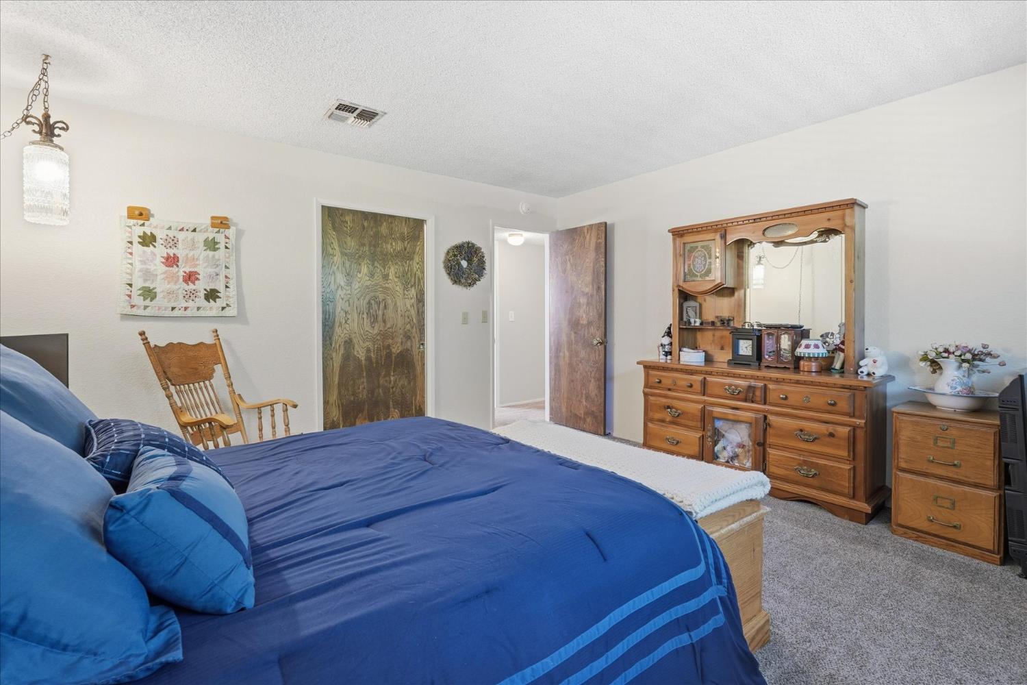 40182 Alerna Way, Oakhurst, CA 93644