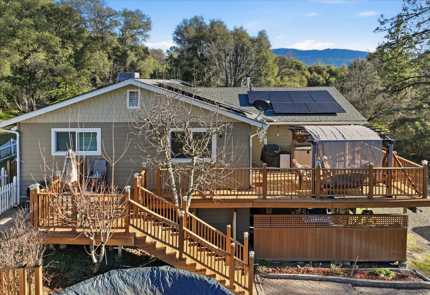 40182 Alerna Way, Oakhurst, CA 93644