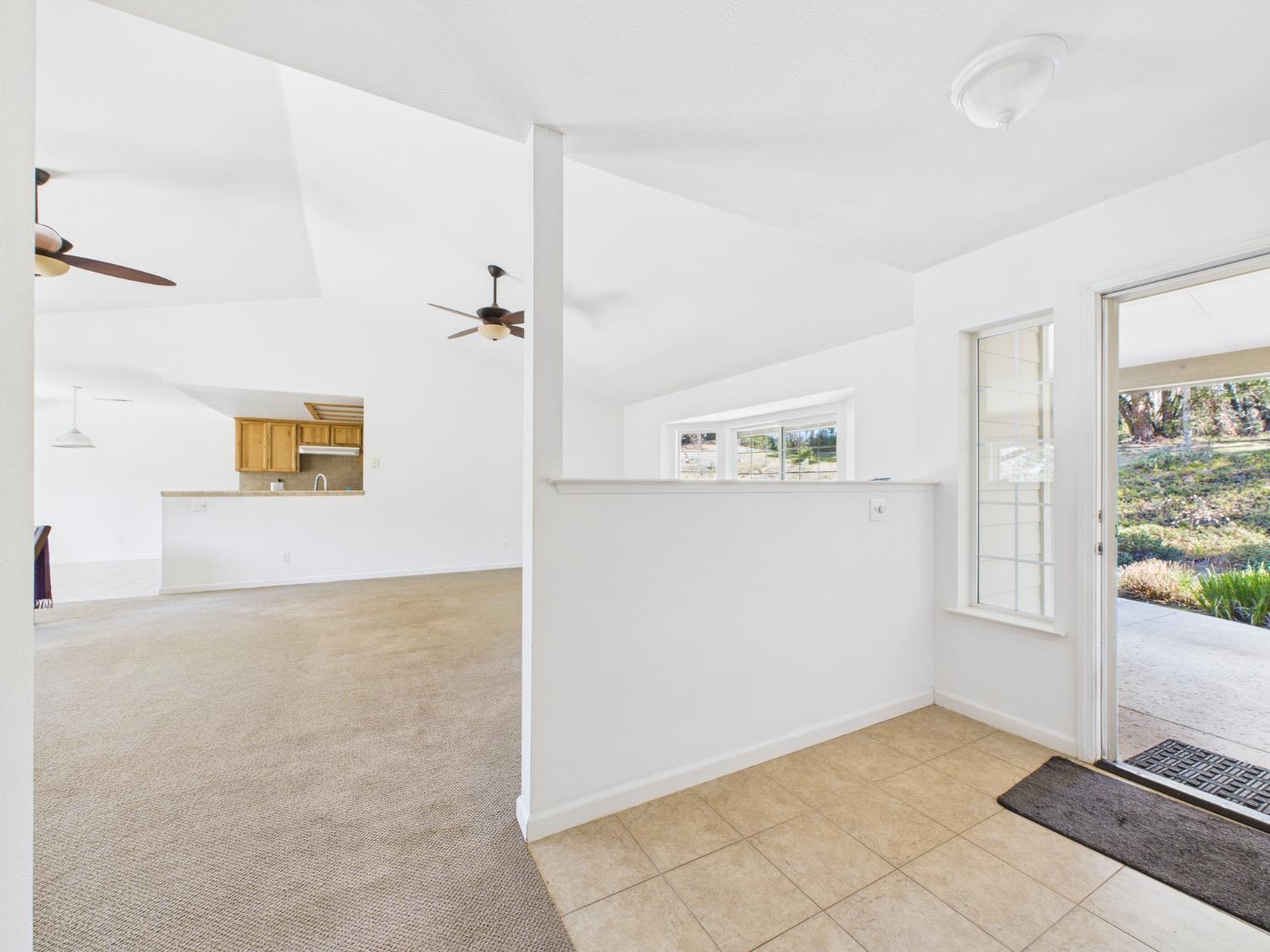 37550 Mountain Lakes Rd, Oakhurst, CA 93644