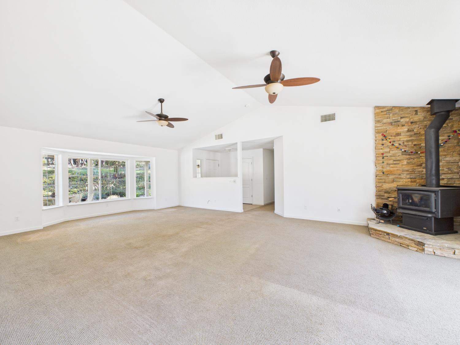 37550 Mountain Lakes Rd, Oakhurst, CA 93644