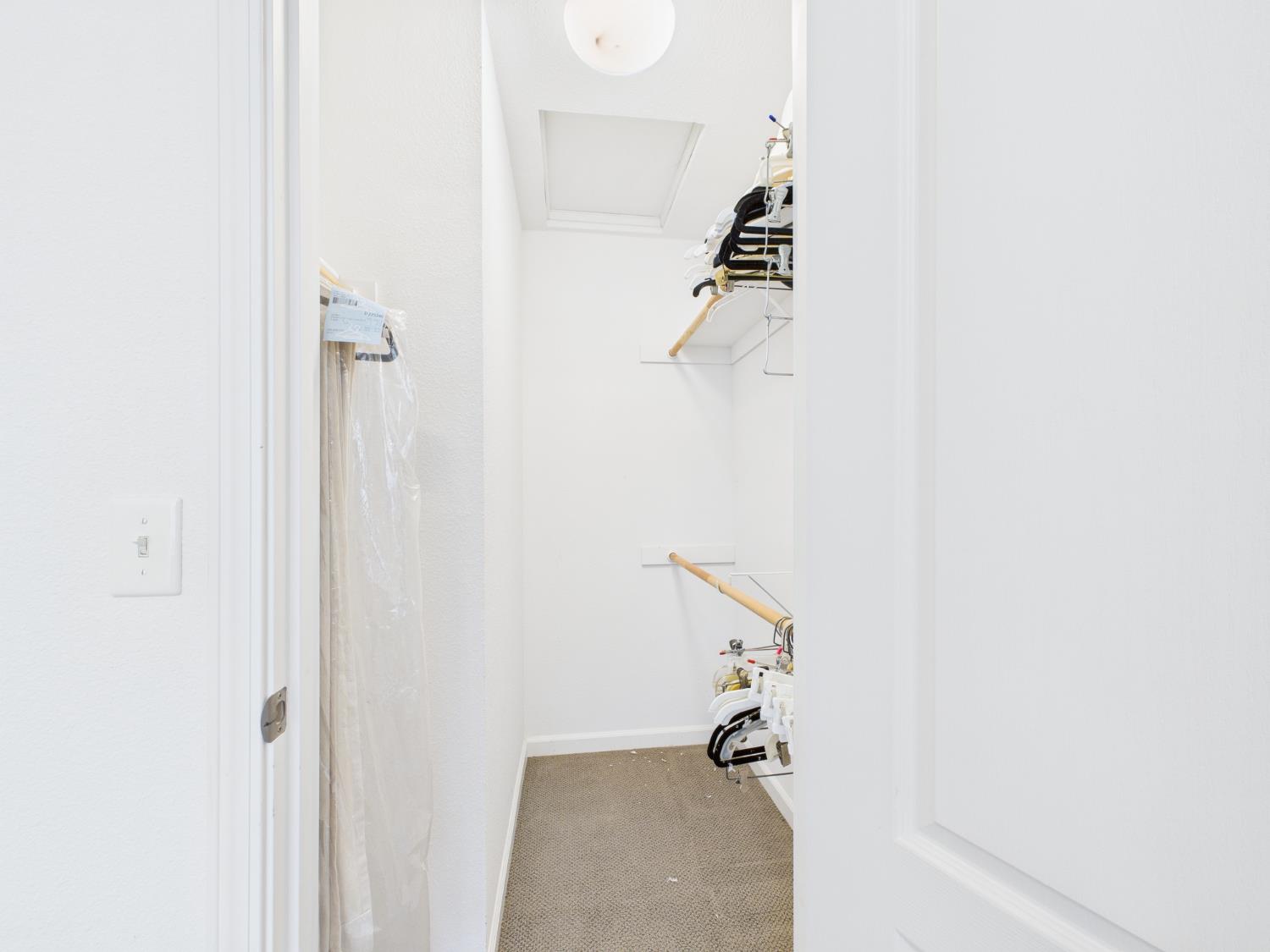 37550 Mountain Lakes Rd, Oakhurst, CA 93644