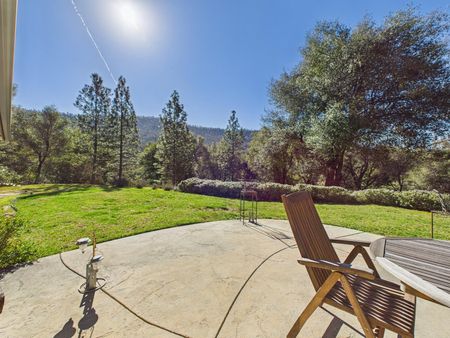 37550 Mountain Lakes Rd, Oakhurst, CA 93644
