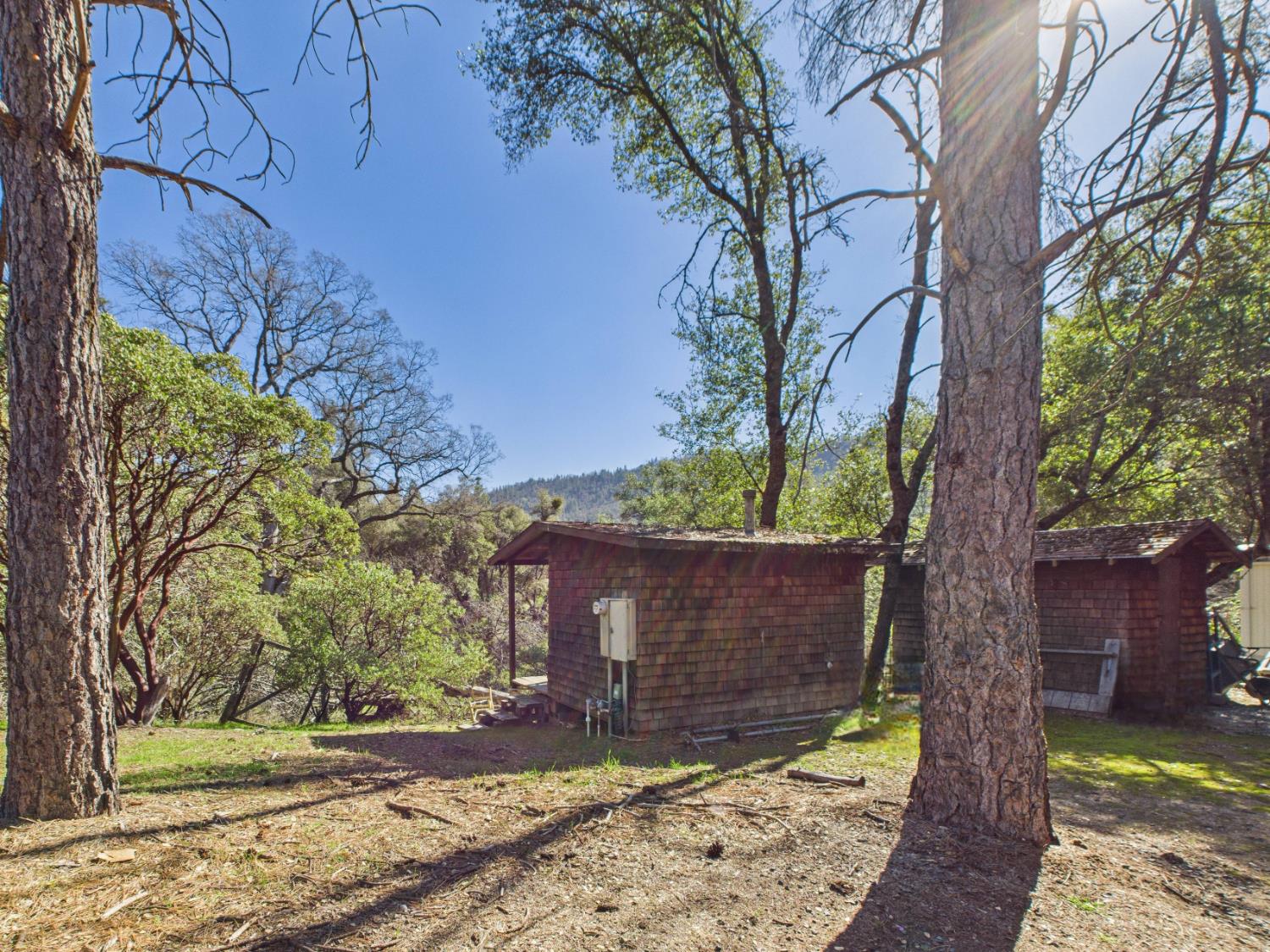 37550 Mountain Lakes Rd, Oakhurst, CA 93644