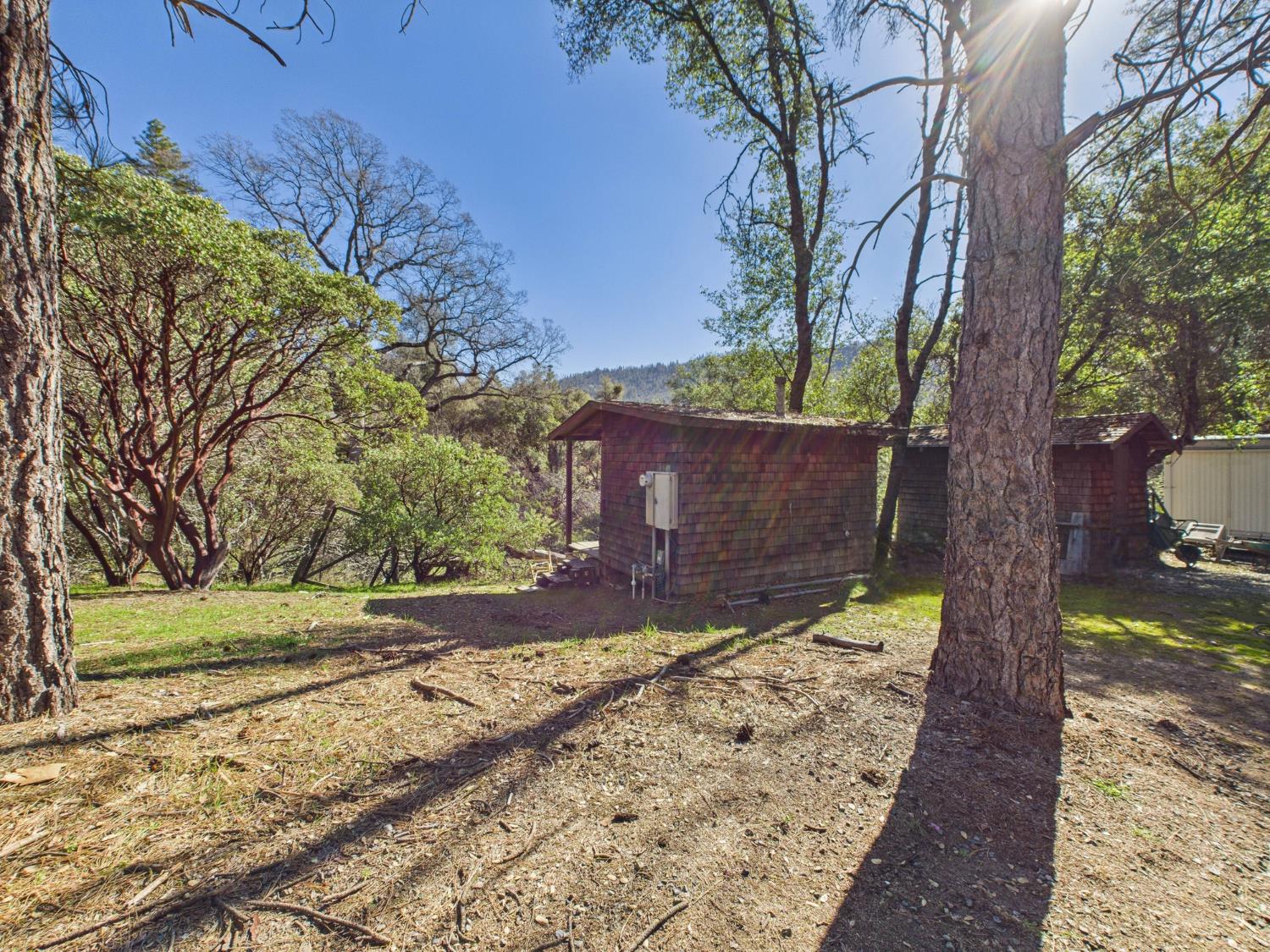 37550 Mountain Lakes Rd, Oakhurst, CA 93644