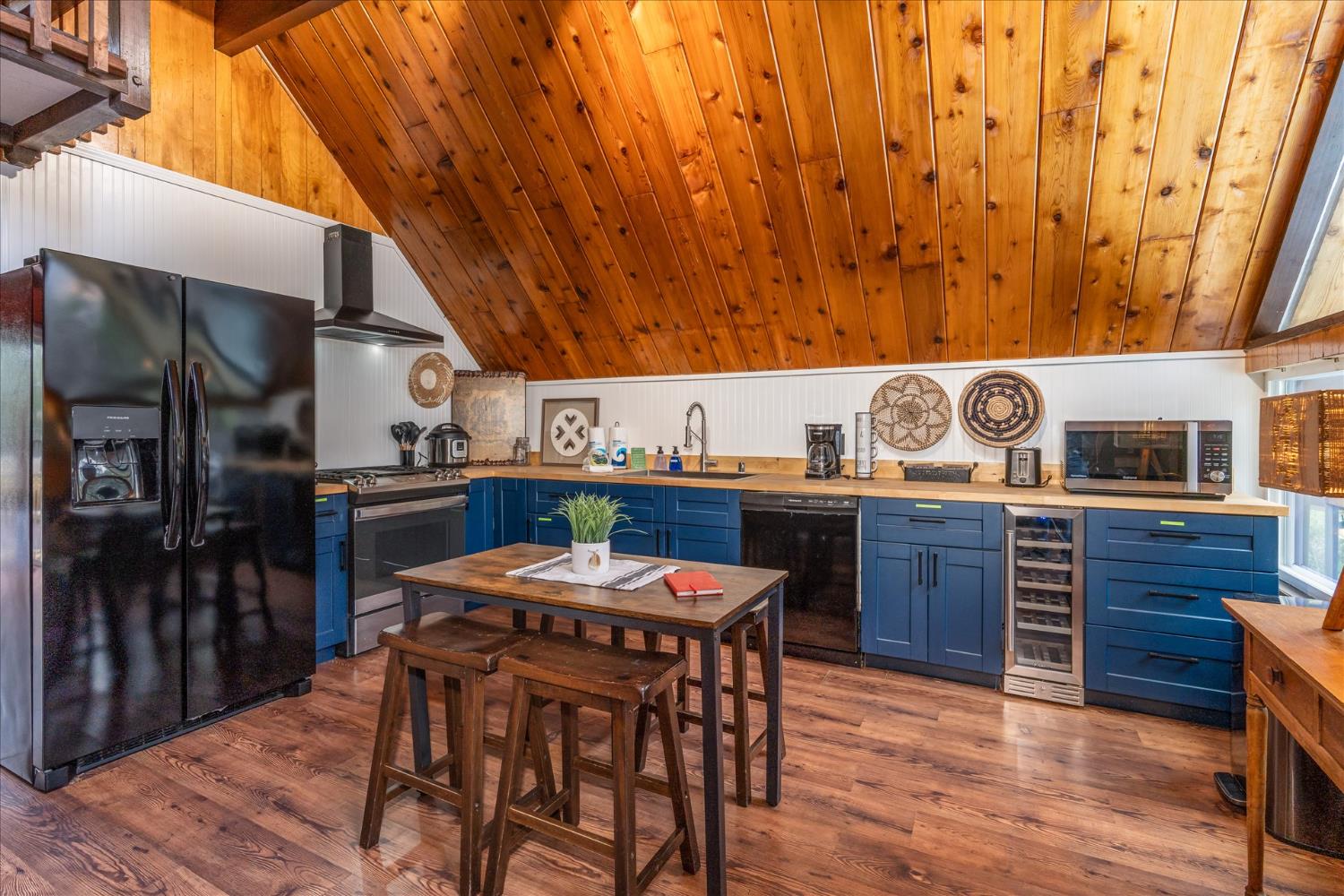 52966 Chapparal Dr, Oakhurst, CA 93644