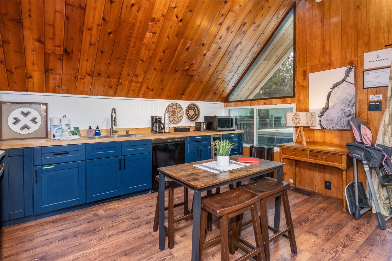 52966 Chapparal Dr, Oakhurst, CA 93644