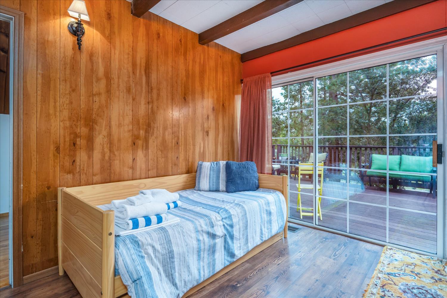 52966 Chapparal Dr, Oakhurst, CA 93644