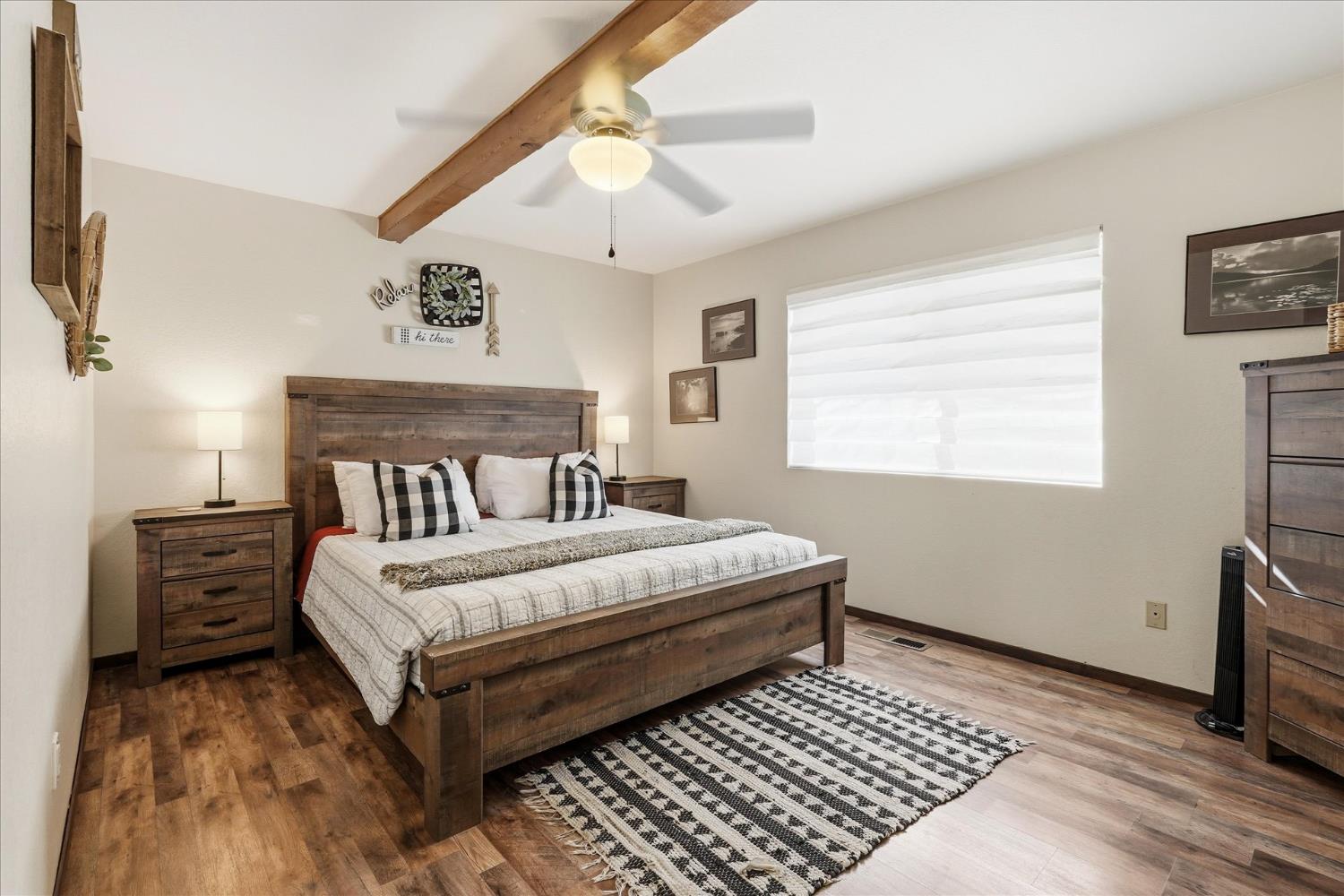 43149 W Sugar Pine Dr, Oakhurst, CA 93644