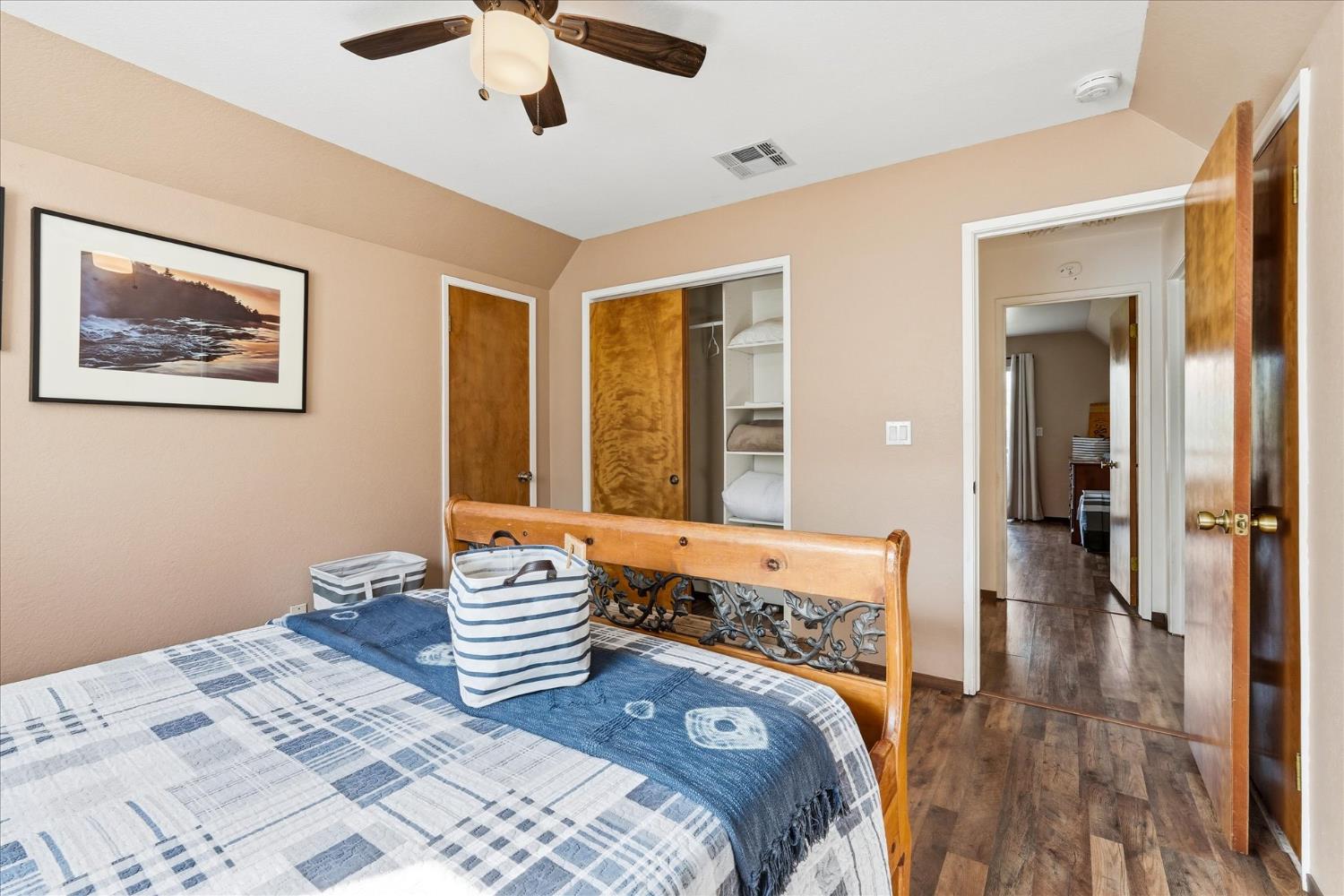 43149 W Sugar Pine Dr, Oakhurst, CA 93644