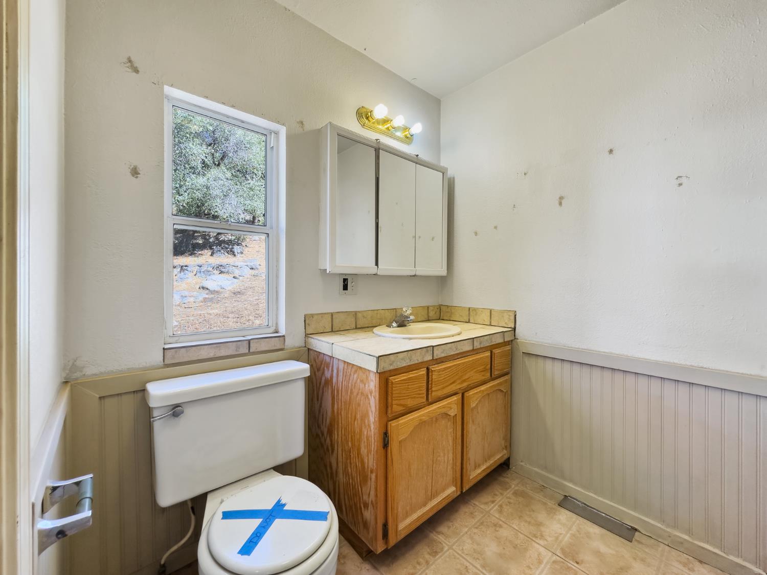 40882 Jean Rd E, Oakhurst, CA 93644