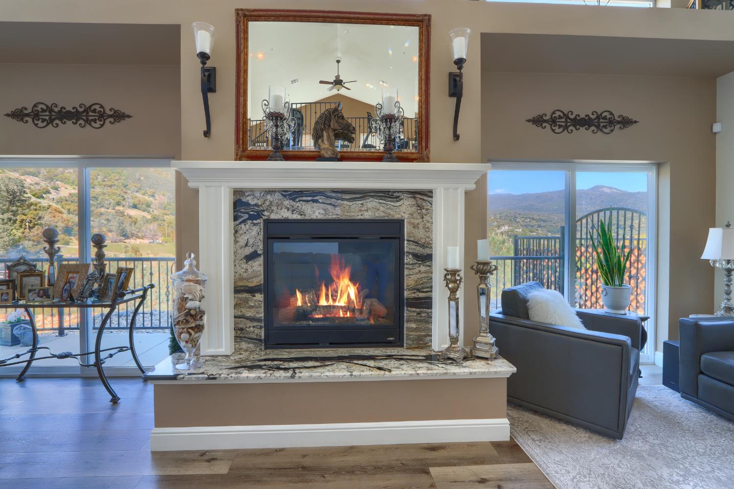 42038 Empty Creek, Oakhurst, CA 93644