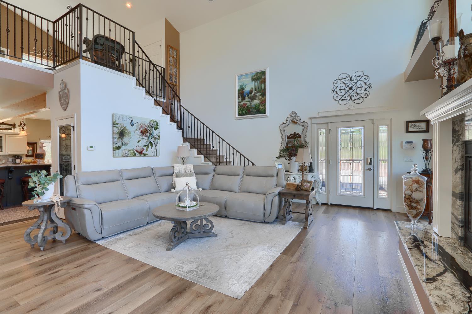 42038 Empty Creek, Oakhurst, CA 93644