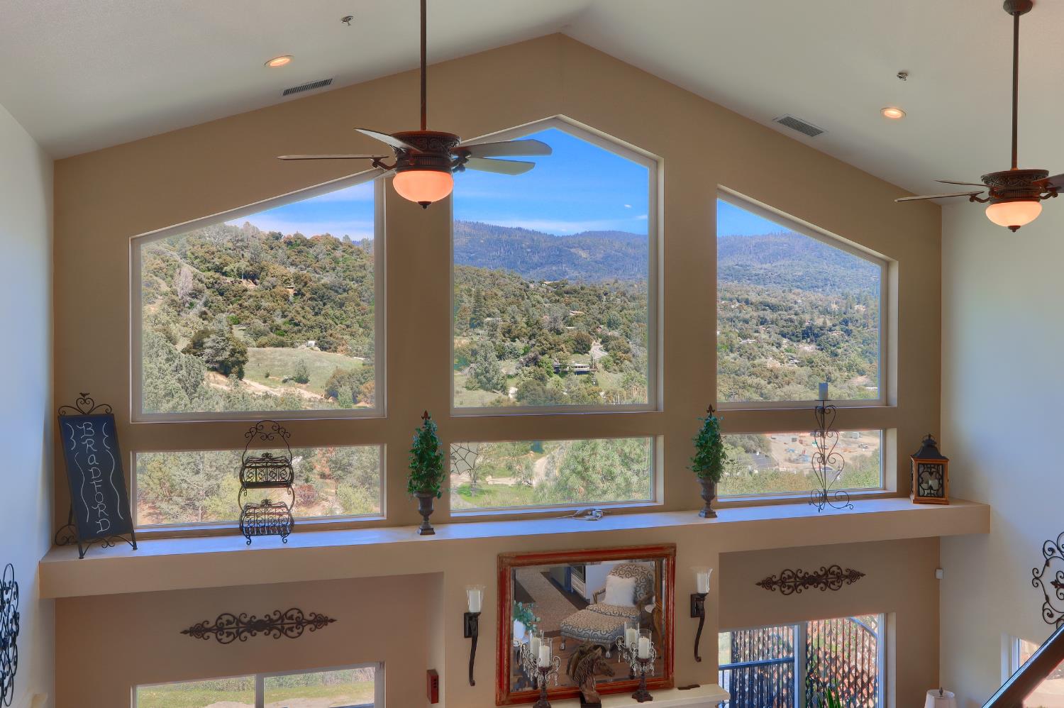 42038 Empty Creek, Oakhurst, CA 93644