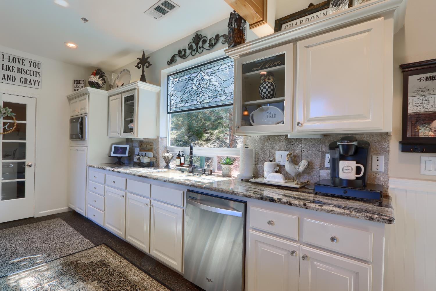 42038 Empty Creek, Oakhurst, CA 93644