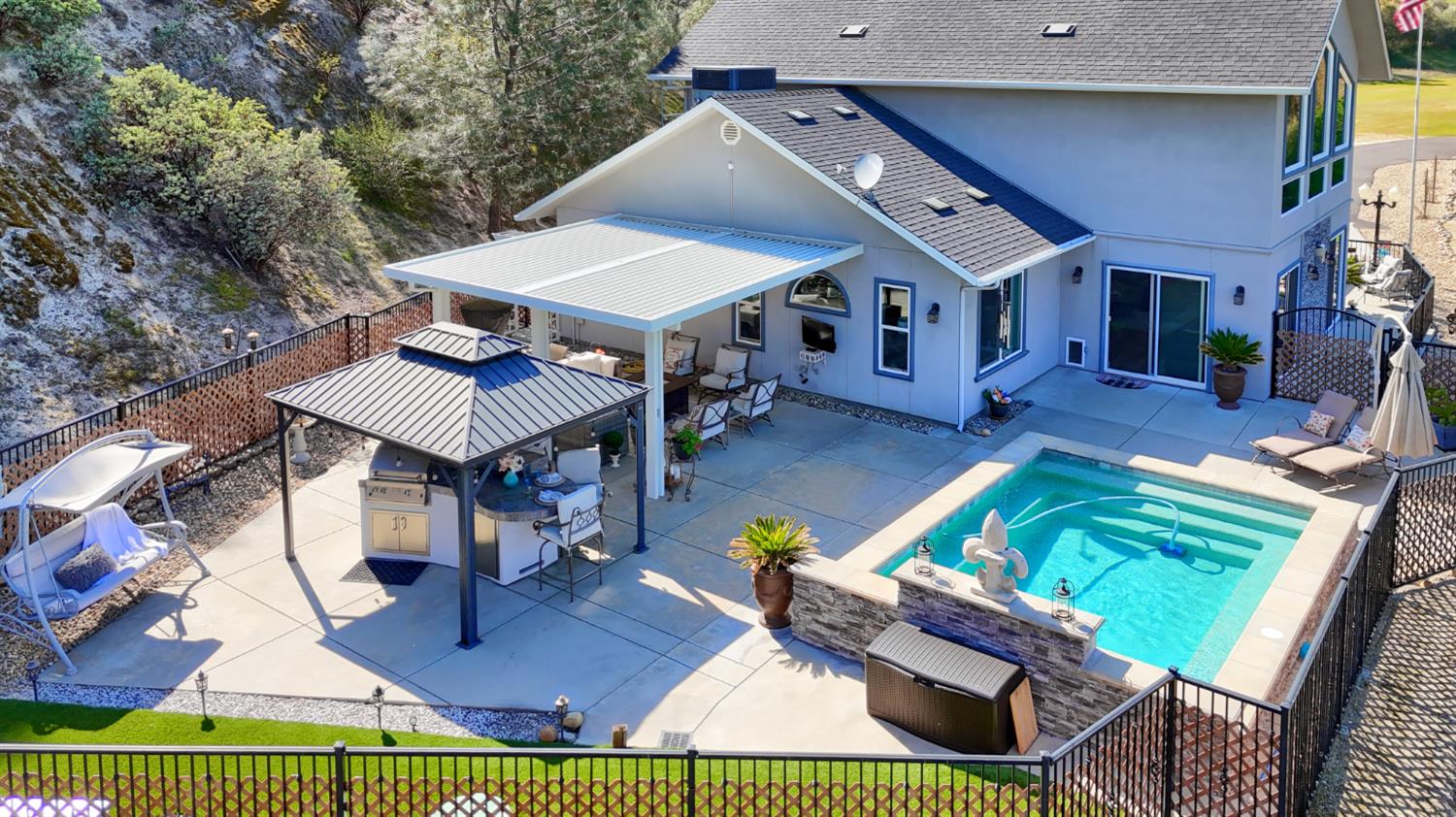 42038 Empty Creek, Oakhurst, CA 93644