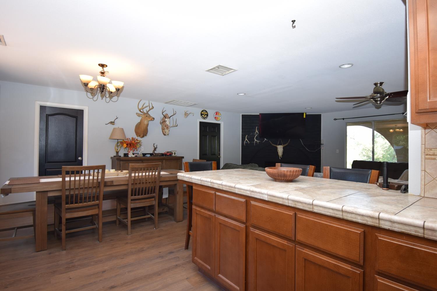 39384 Road 425B, Oakhurst, CA 93644