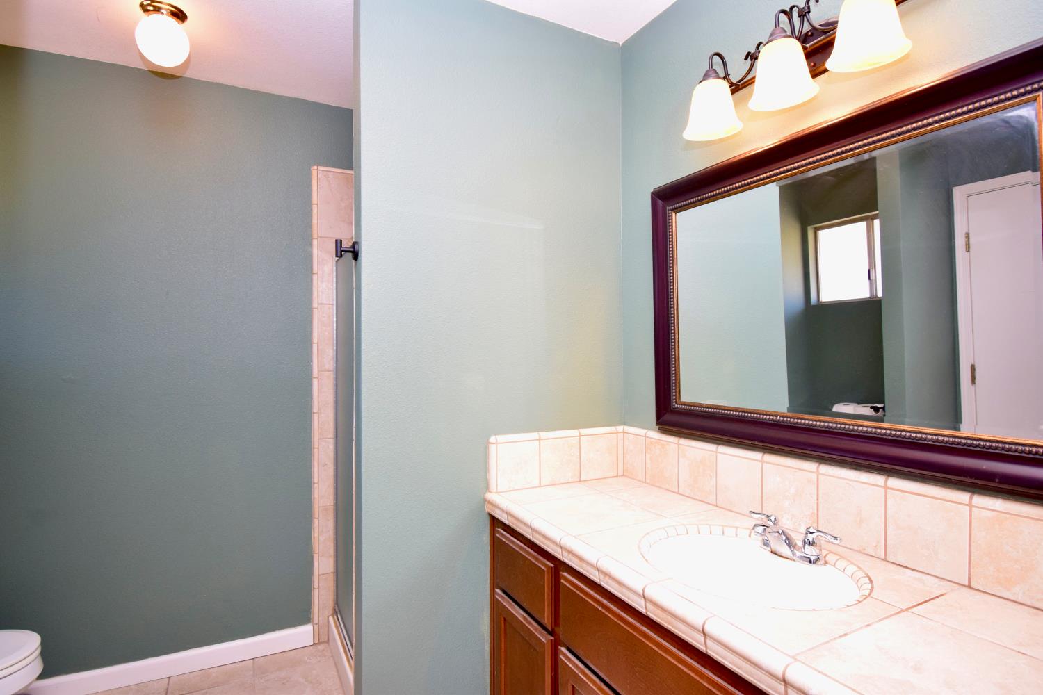 39384 Road 425B, Oakhurst, CA 93644