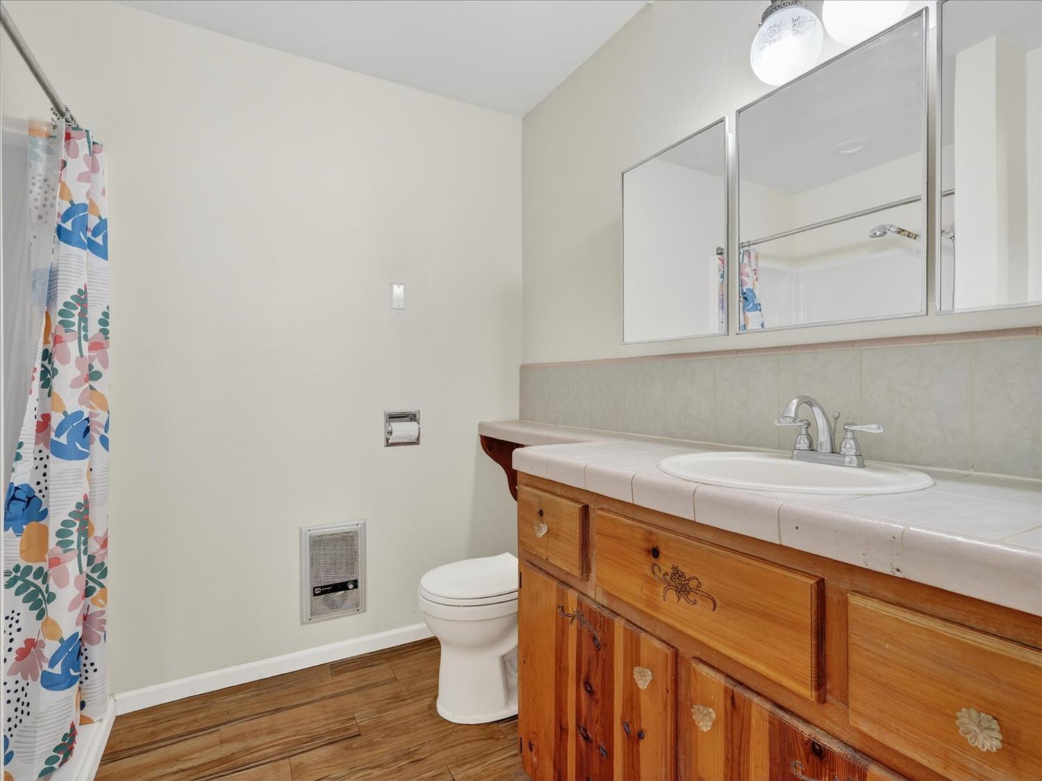 46535 Eastwood Dr S, Oakhurst, CA 93644