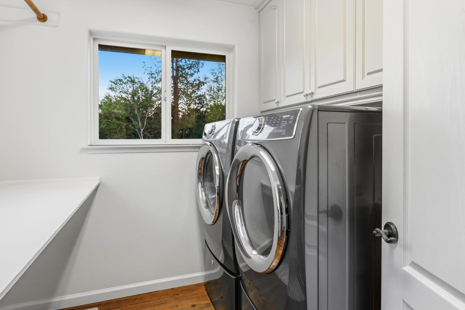 45012 Mockingbird Ln, Oakhurst, CA 93644